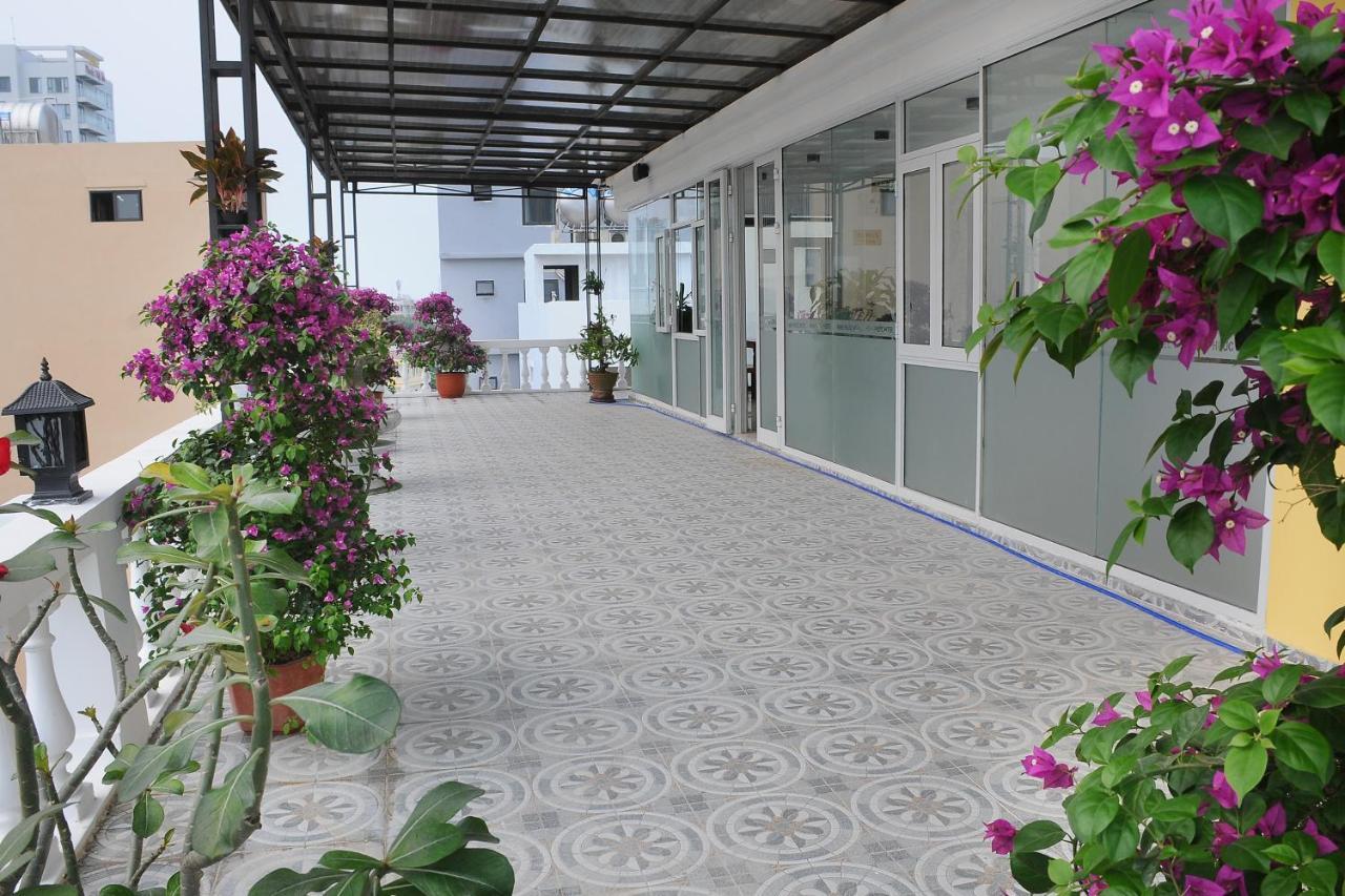 Hanh Phuoc Hotel 3*